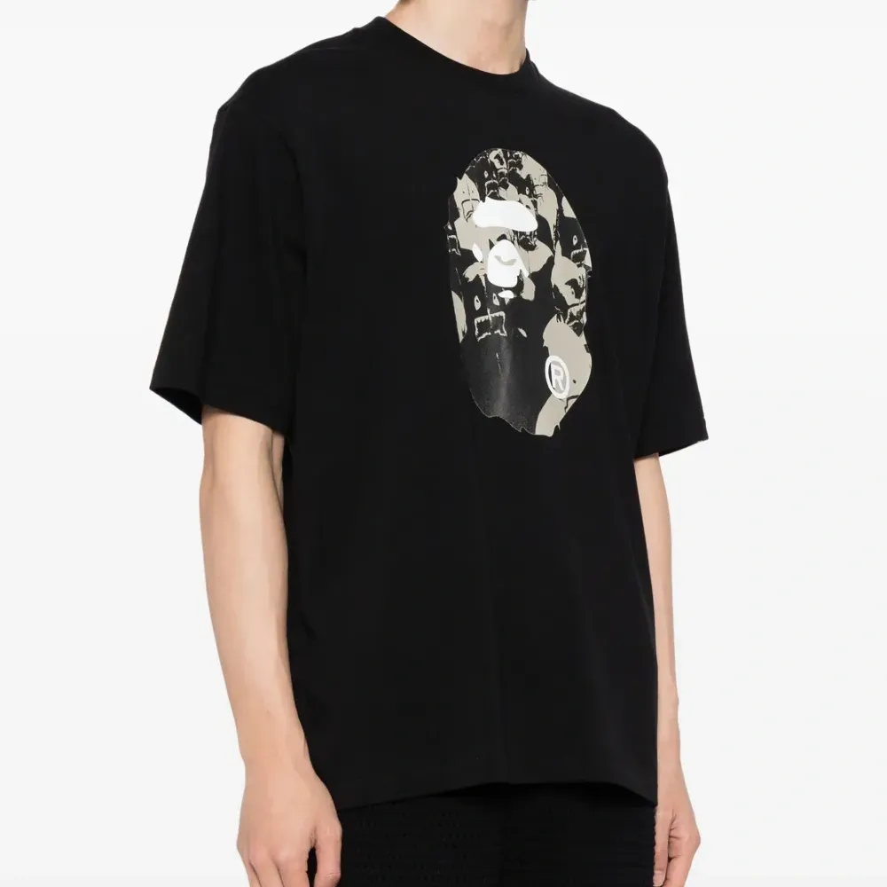 Футболка с графичным принтом