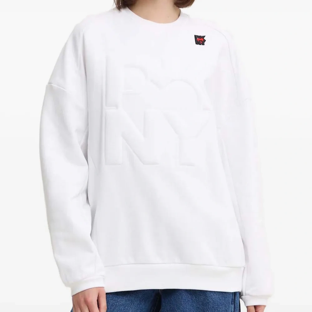 Свитшот с тисненым логотипом