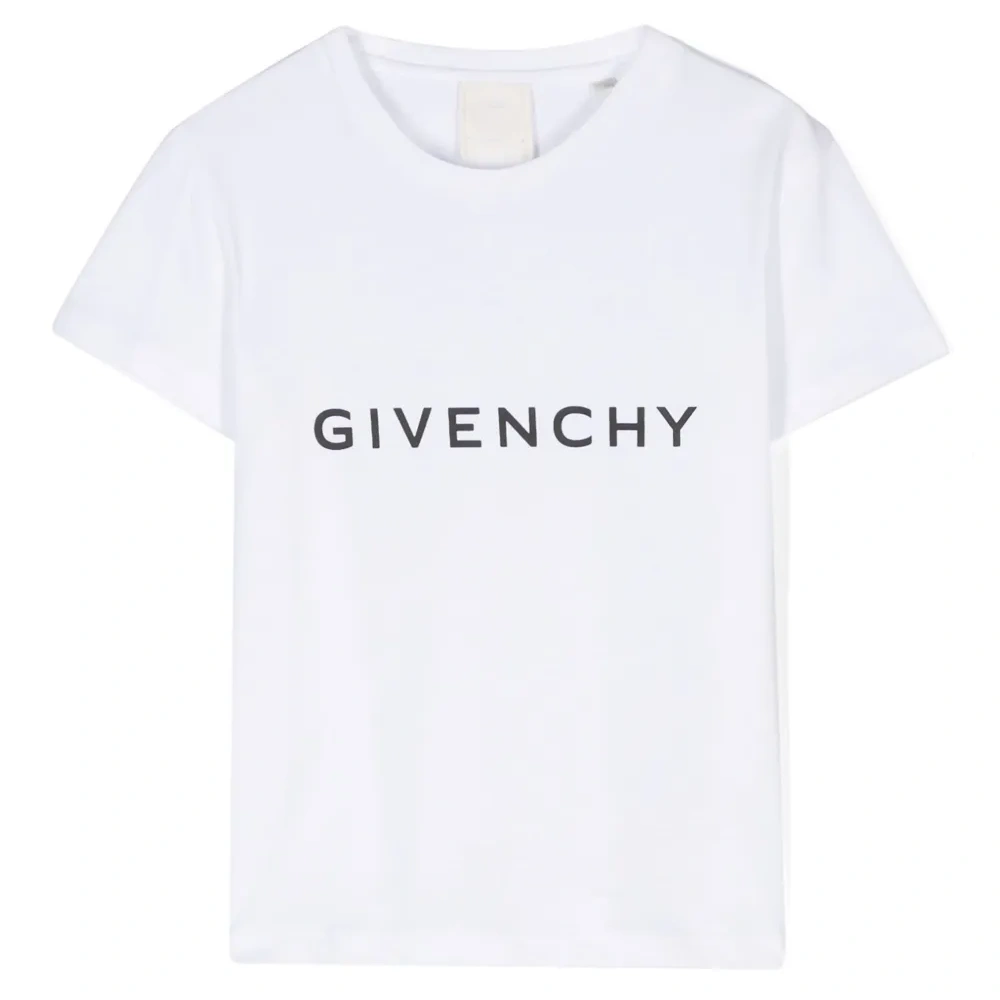 Футболка с логотипом