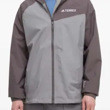 Куртка с капюшоном и цветными вставками