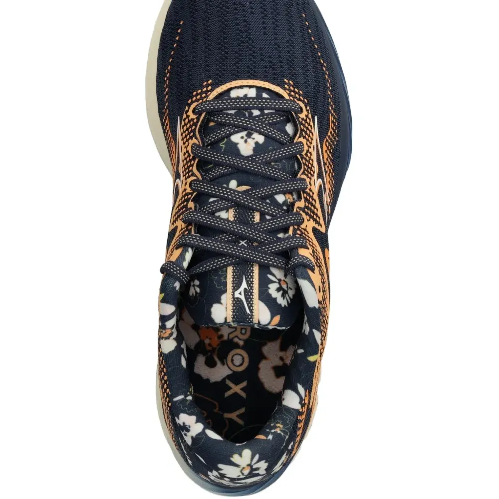 Кроссовки Mizuno Wave Rider 27 X Roxy с цветочным принтом