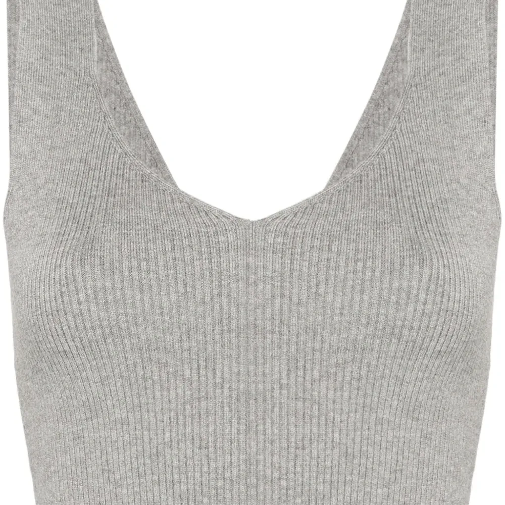 Укороченный топ в рубчик