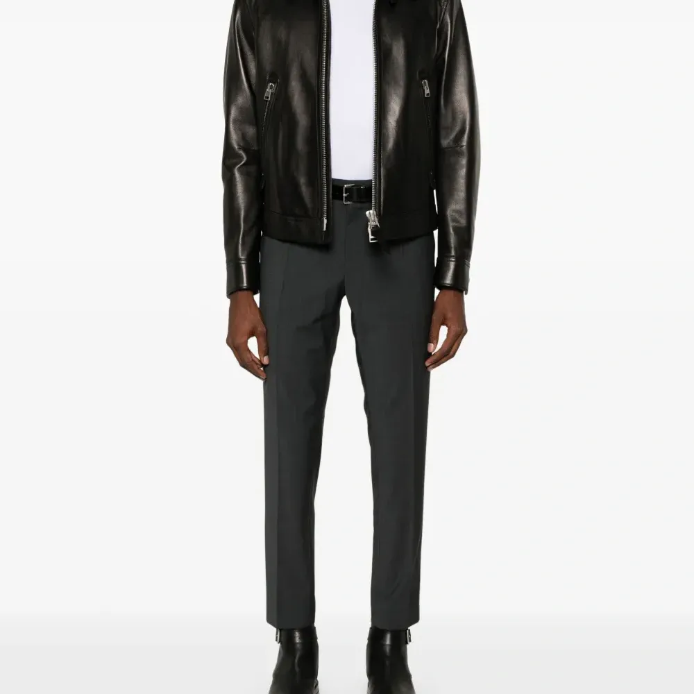 Футболка с круглым вырезом