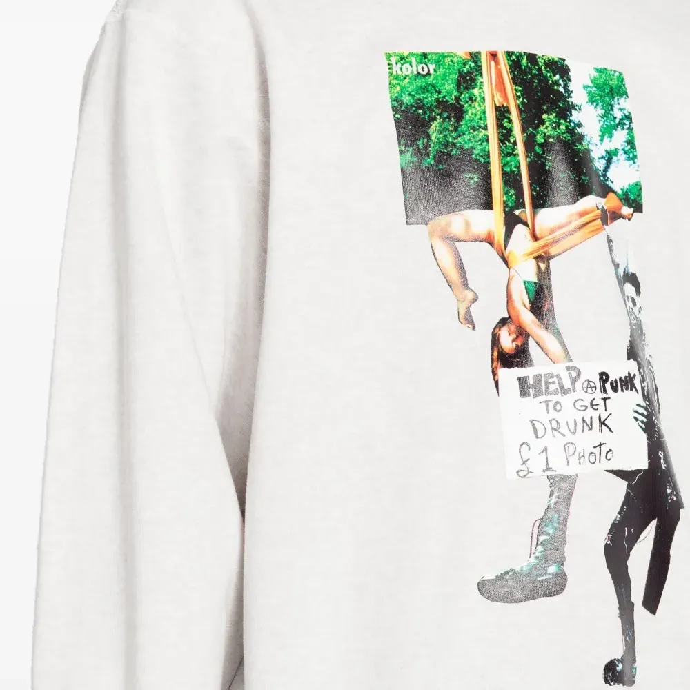 толстовка с графичным принтом