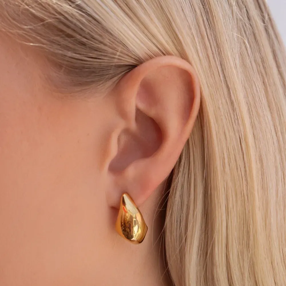 Скульптурные серьги Скульптурные серьги