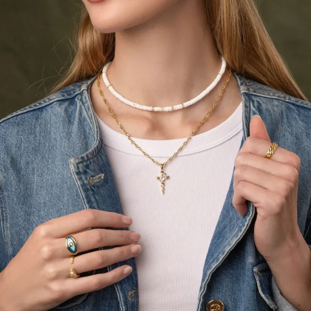 Чокер с бусинами