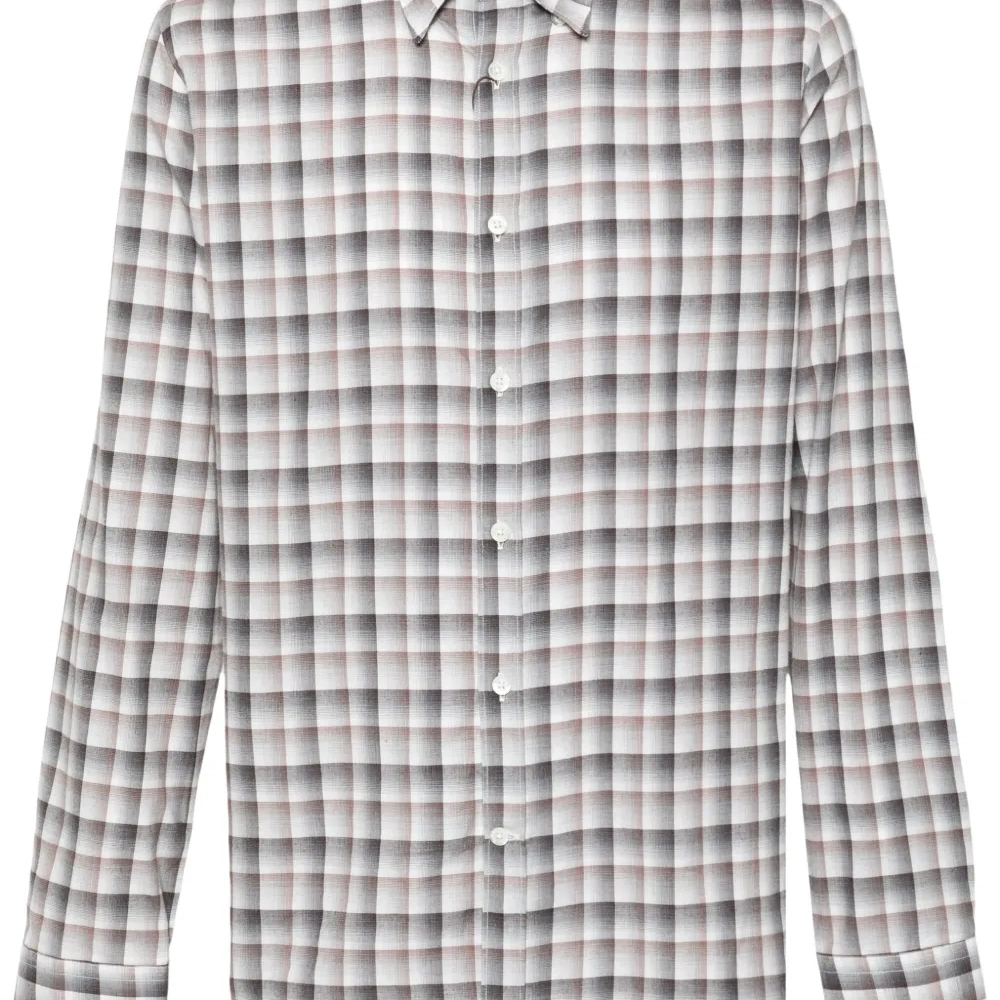 Клетчатая рубашка