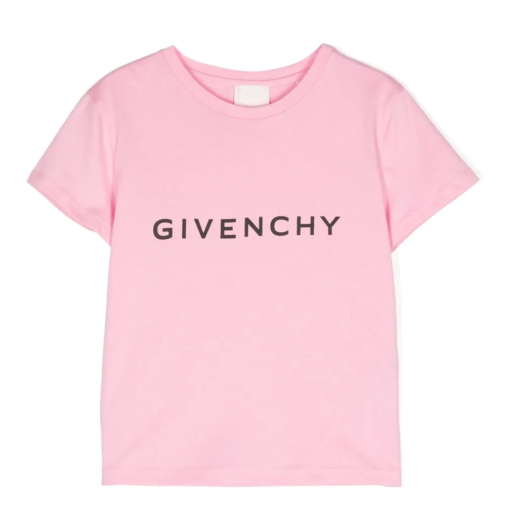 Футболка с логотипом