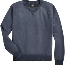 Свитер с круглым вырезом