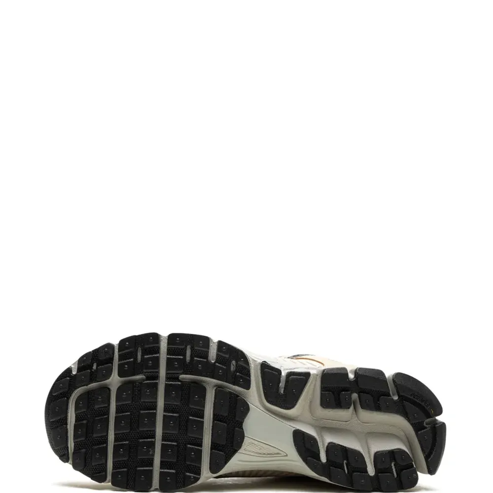 Кроссовки Zoom Vomero 5 Pearl White