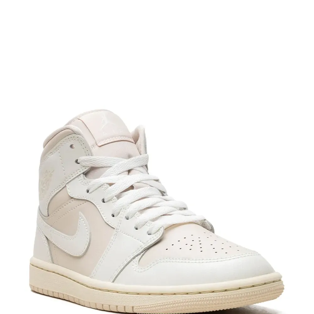 Кроссовки Air Jordan 1 White/Light Tan