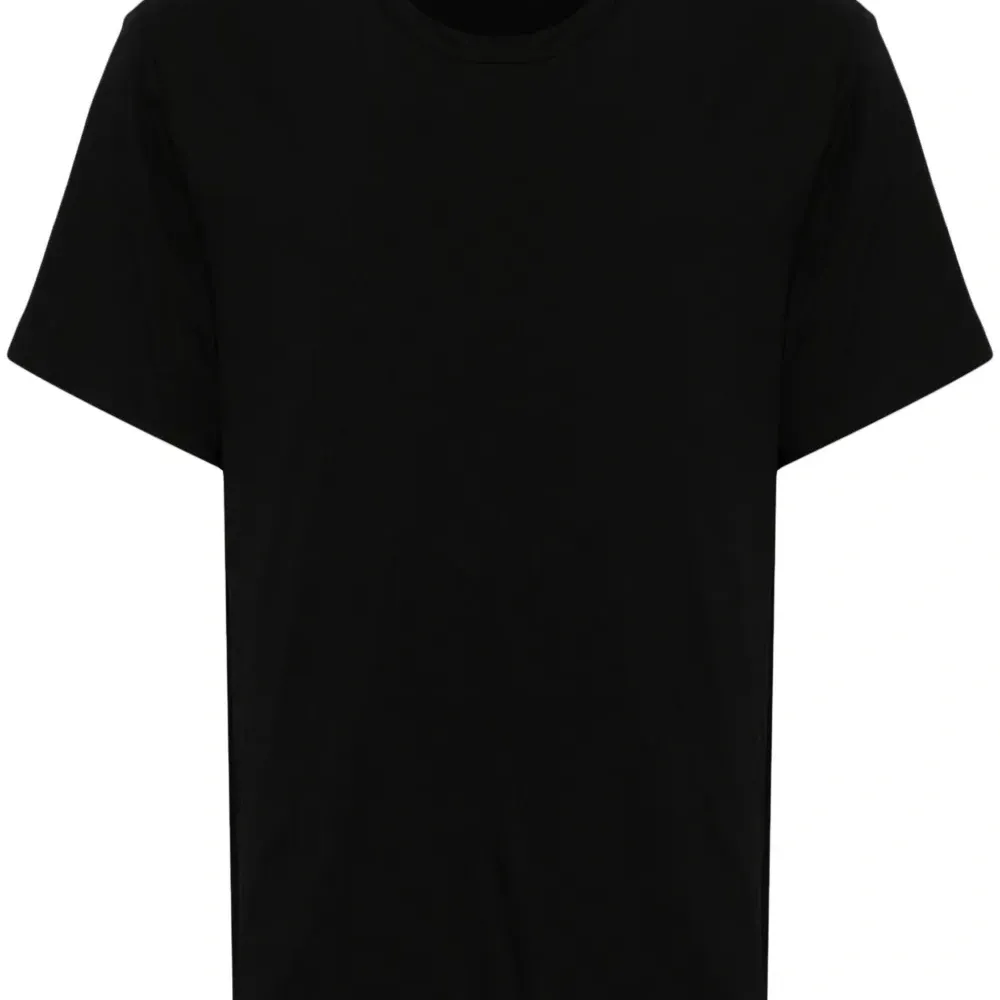 Футболка с круглым вырезом Футболка с круглым вырезом