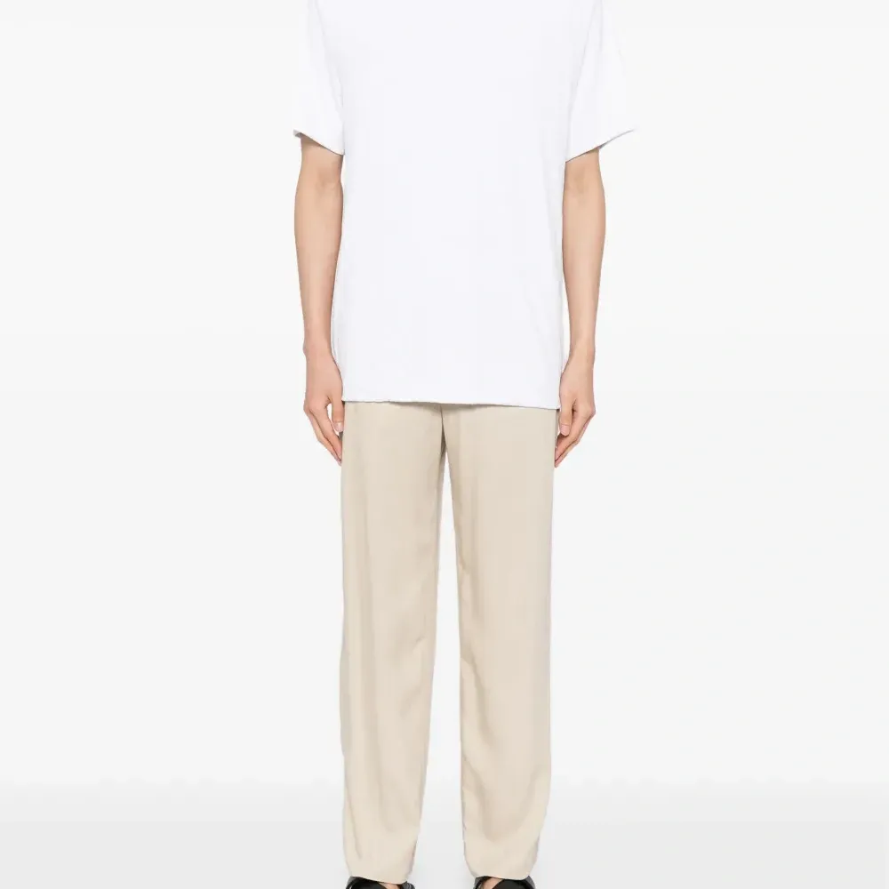 Футболка с круглым вырезом Футболка с круглым вырезом