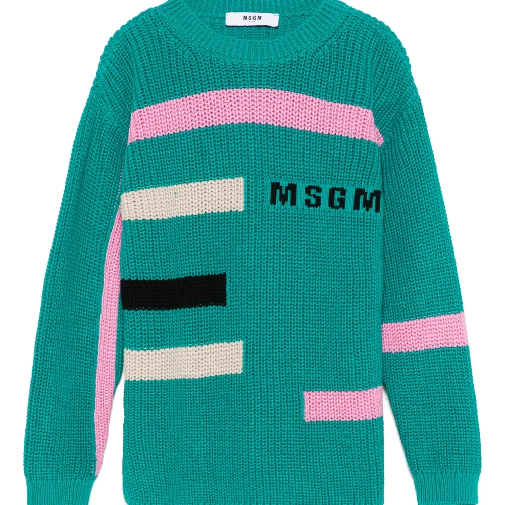 Свитер в стиле колор-блок