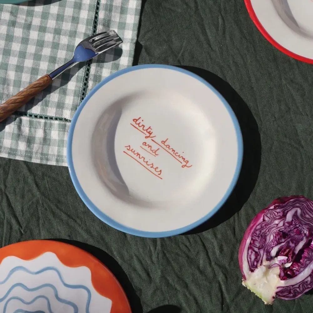 набор тарелок I Put a Spell on You из коллаборации с Browns