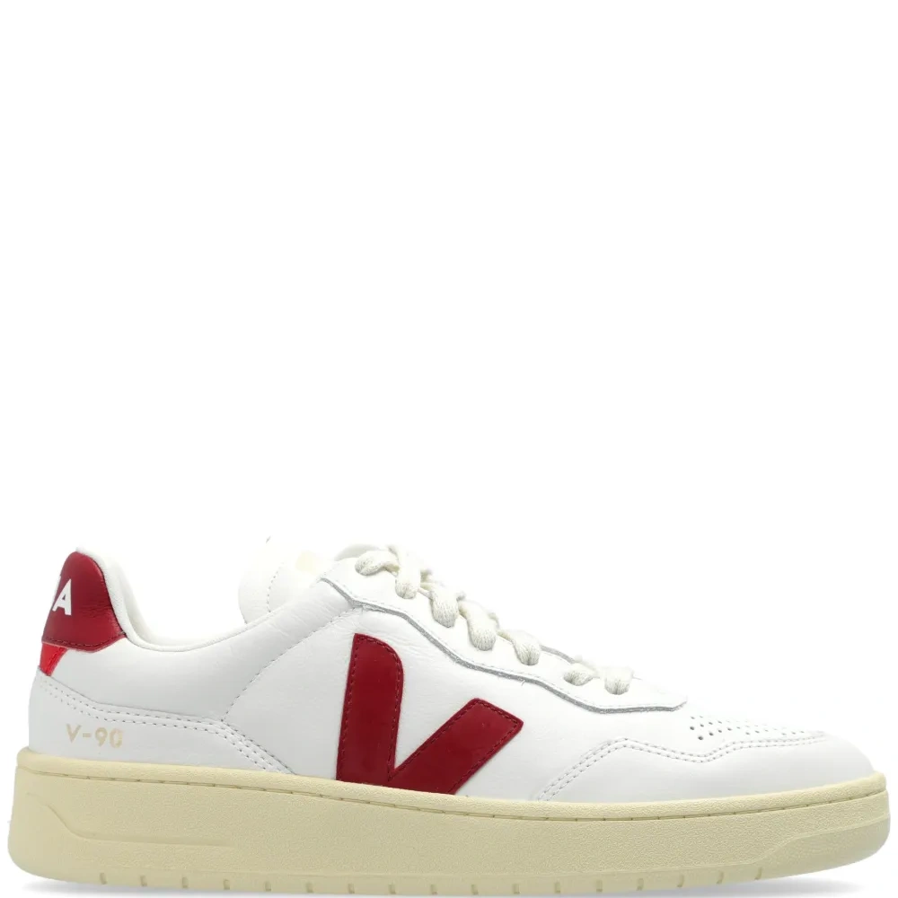 Кроссовки V-90