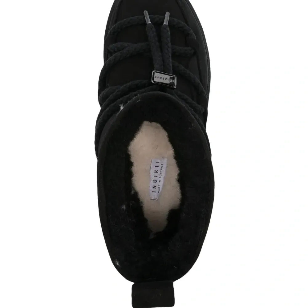 Замшевые ботинки