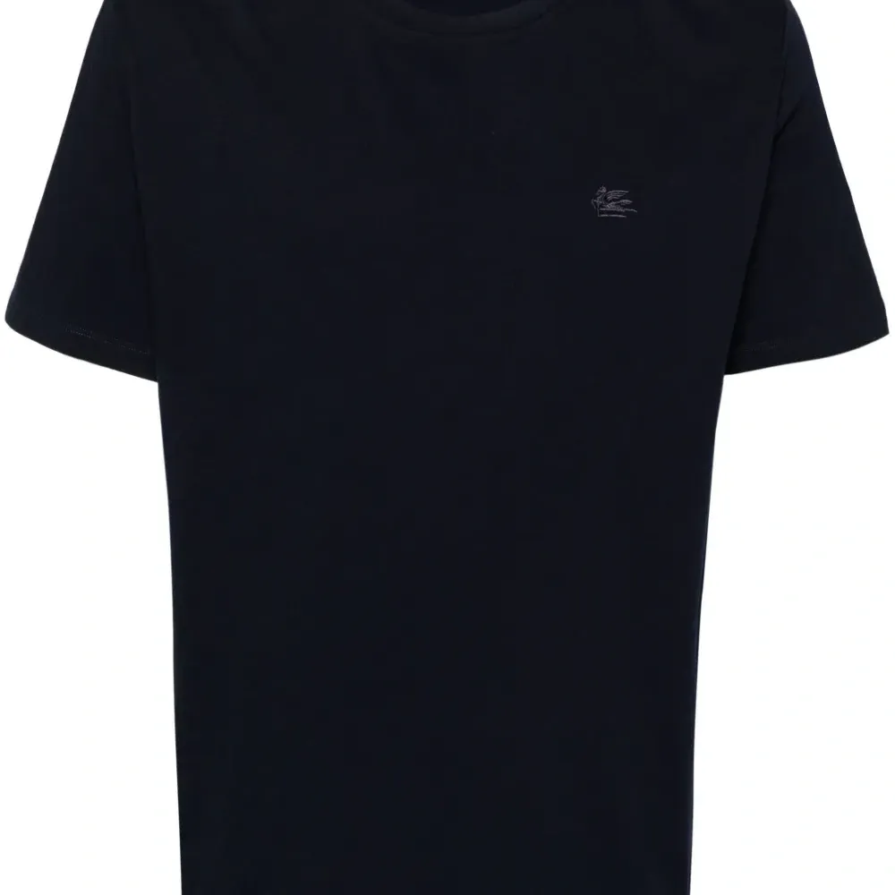 Футболка с вышивкой Pegaso