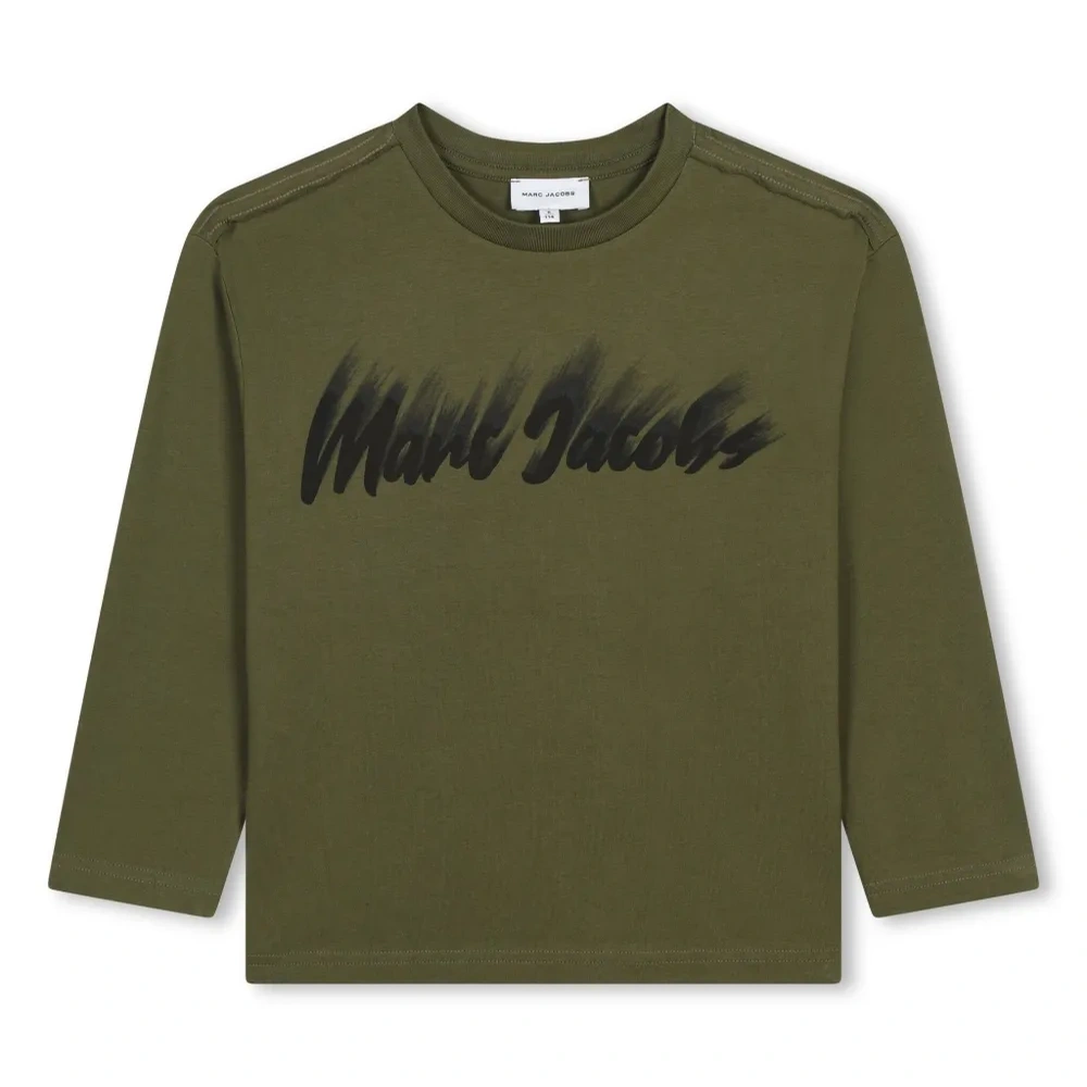 Футболка с логотипом