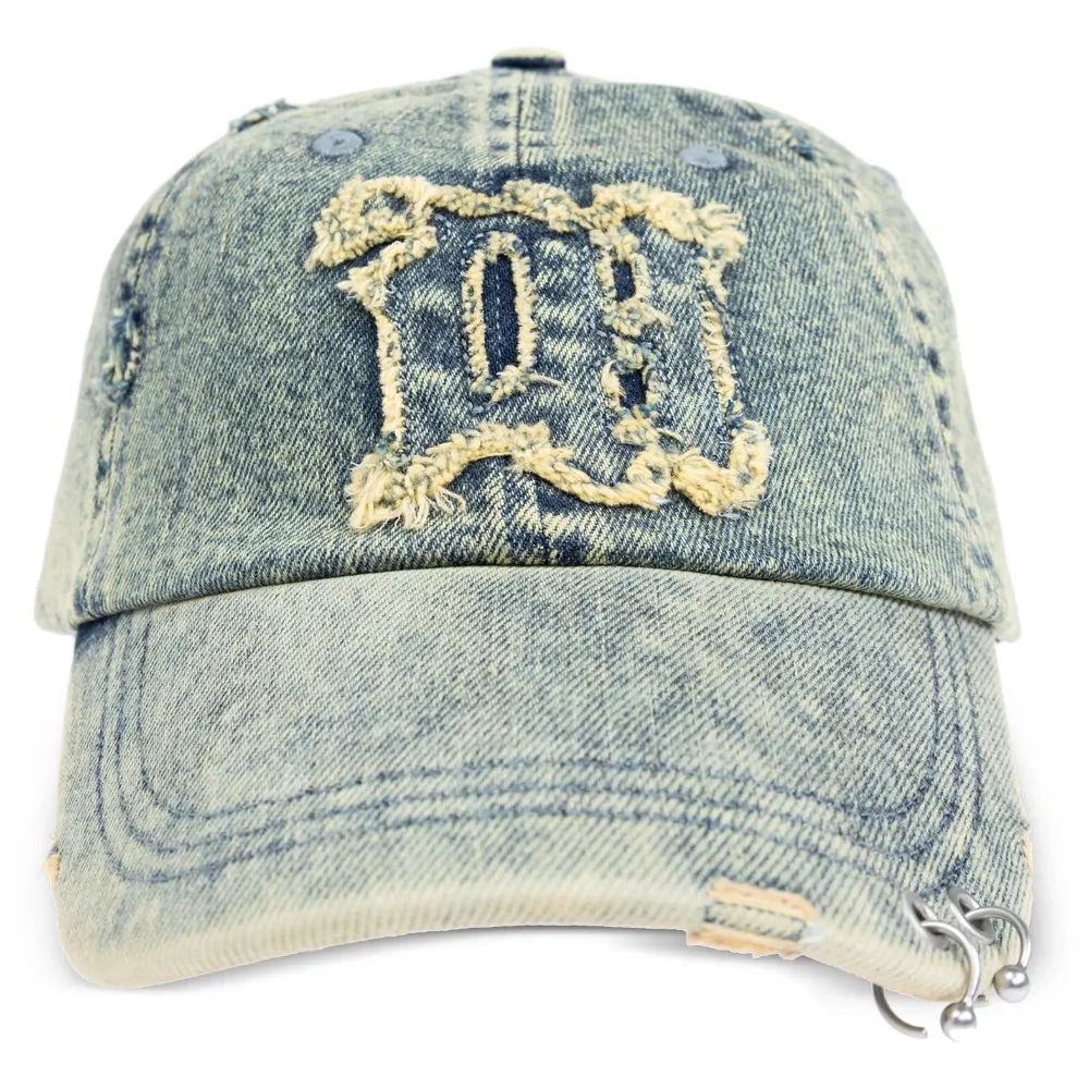 Кепка Sunset из коллаборации с Esther Yu