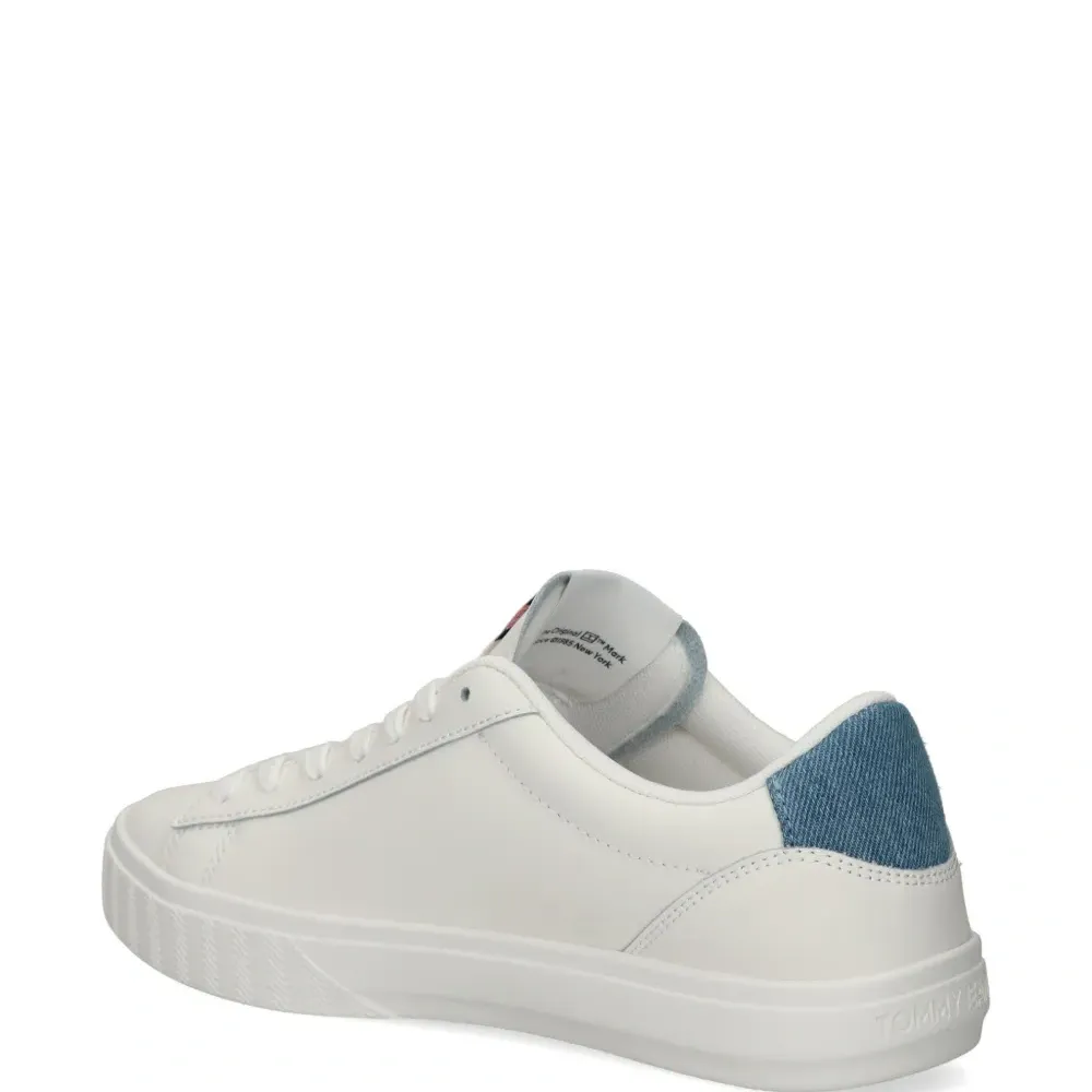 Кроссовки с отделкой из денима Кроссовки с отделкой из денима