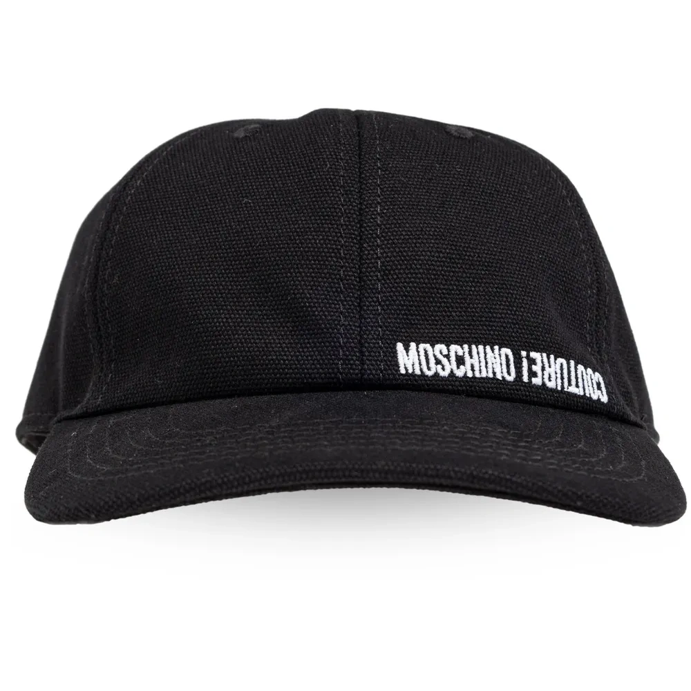 Кепка с вышитым логотипом