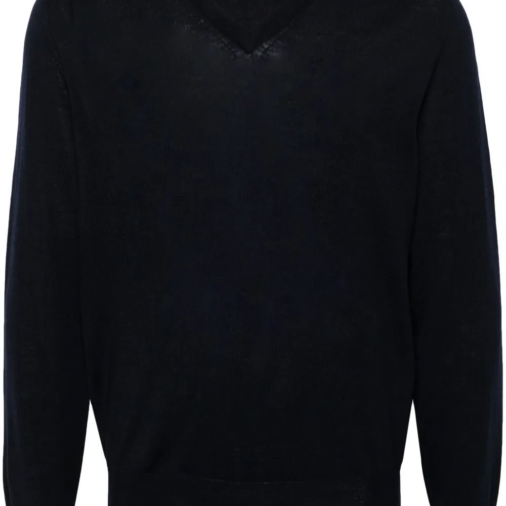 Свитер из шерсти мериноса