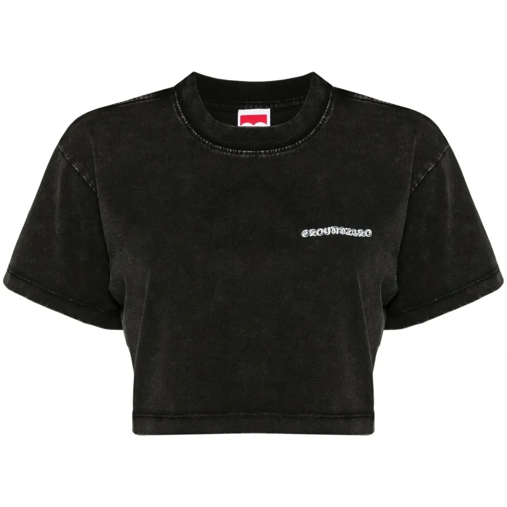 Укороченная футболка с логотипом