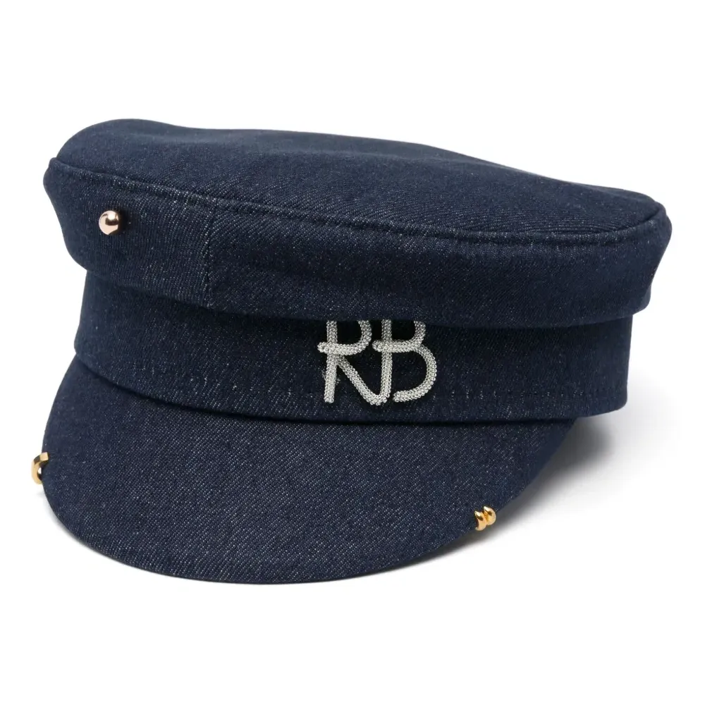 фуражка с металлическим декором