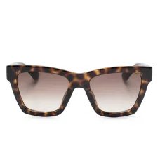 Солнцезащитные очки в квадратной оправе Солнцезащитные очки в квадратной оправе