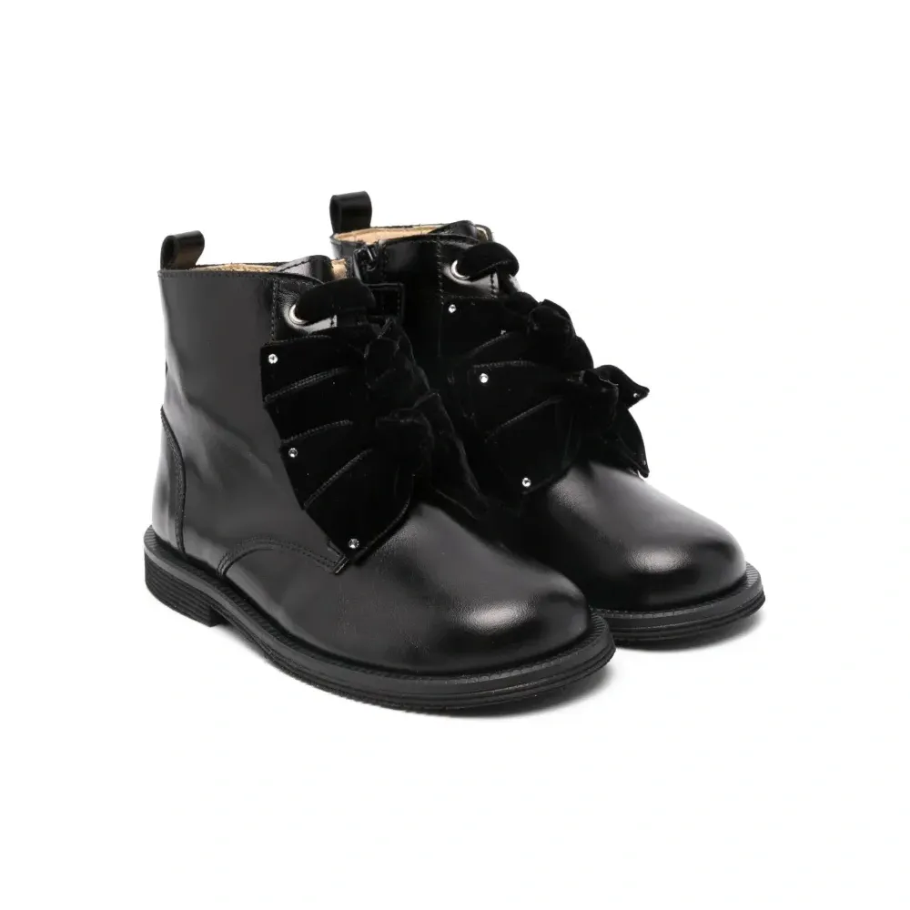 Ботинки с бантом