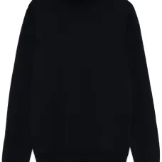 Свитер с высоким воротником