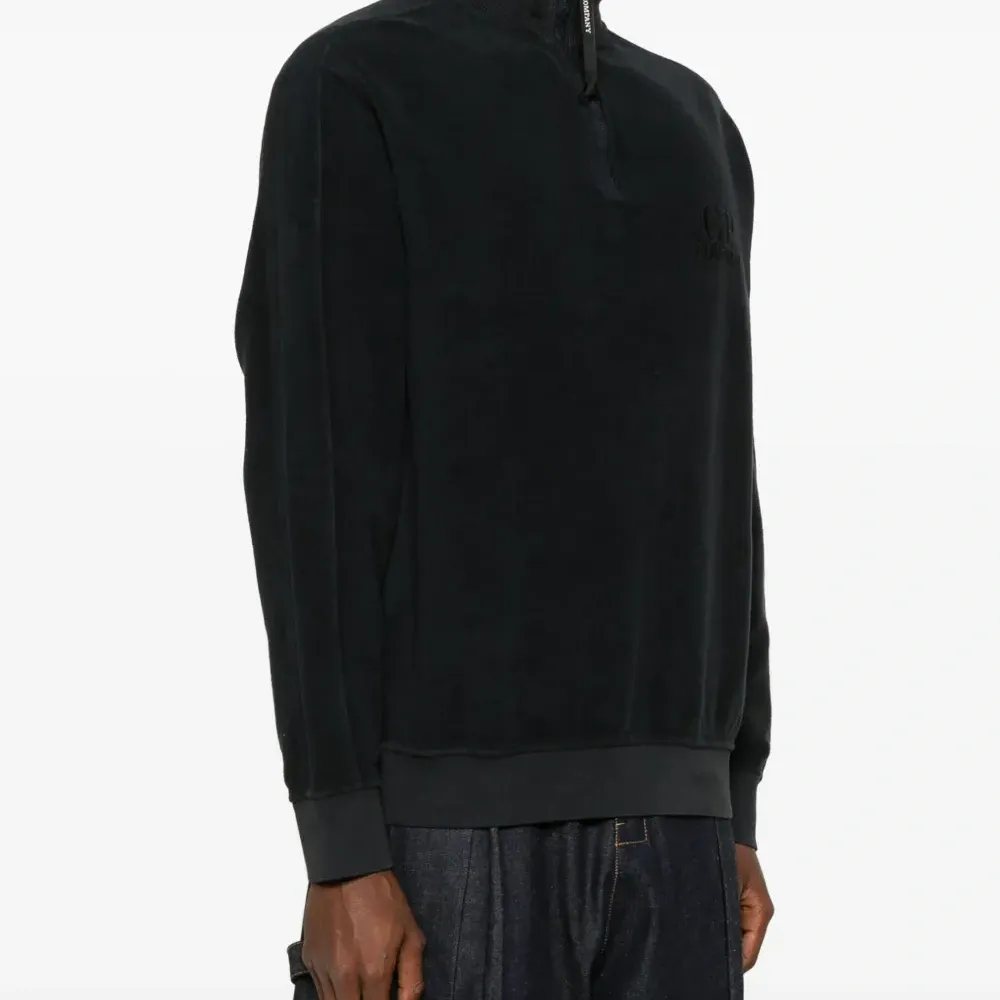 Толстовка с вышитым логотипом Толстовка с вышитым логотипом