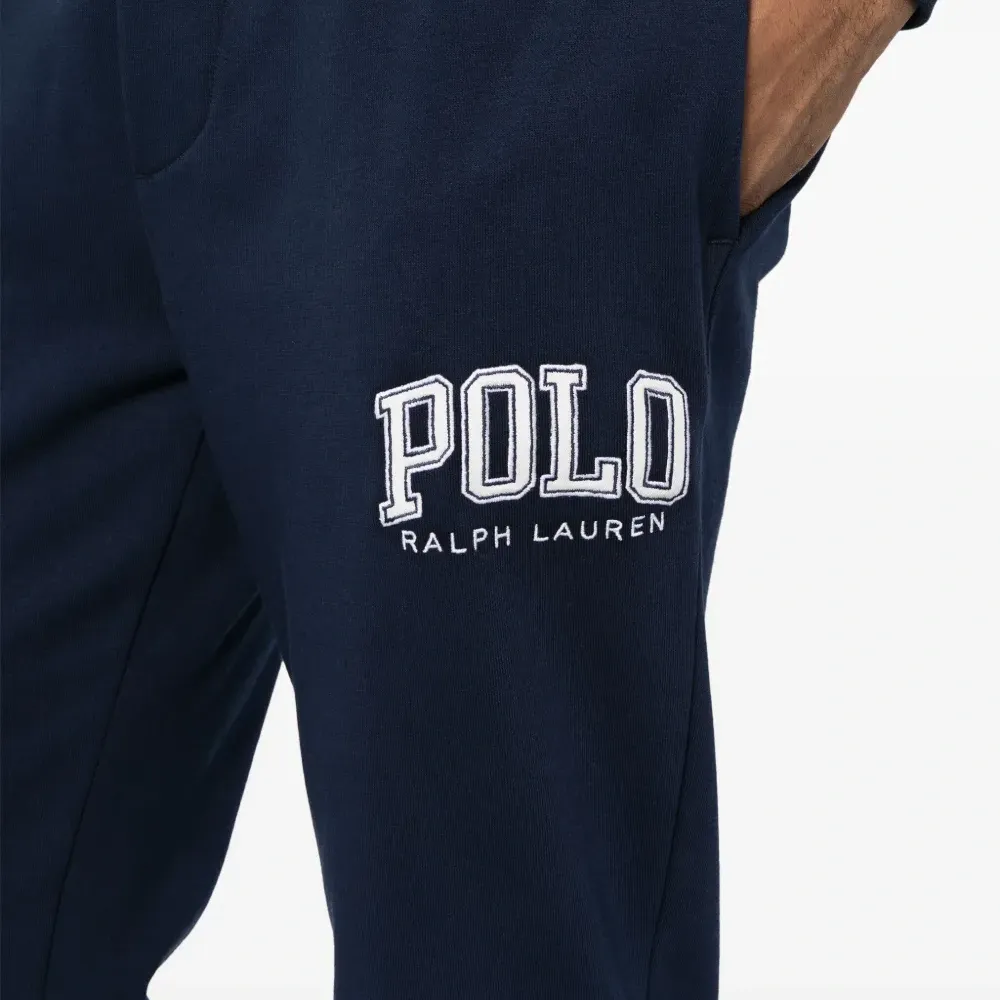 Спортивные брюки с вышитым логотипом