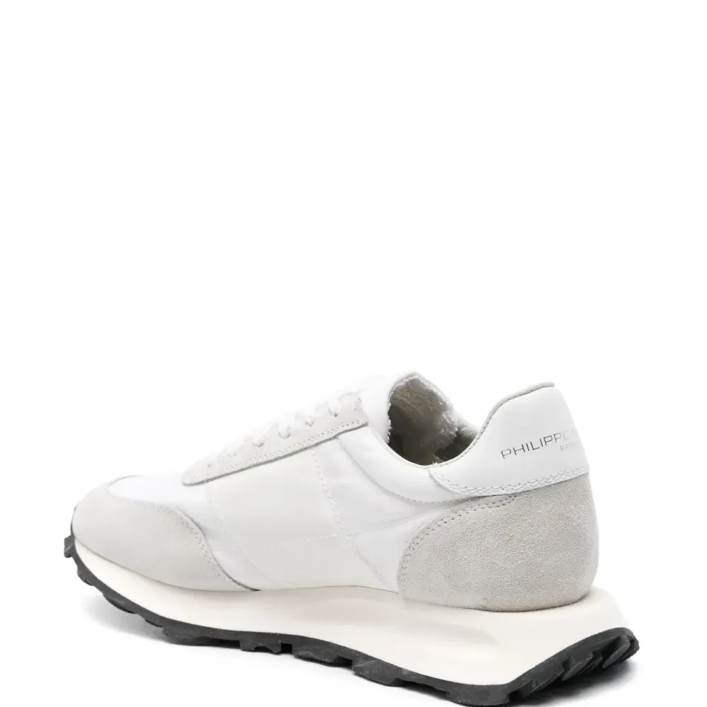 Кроссовки Tour