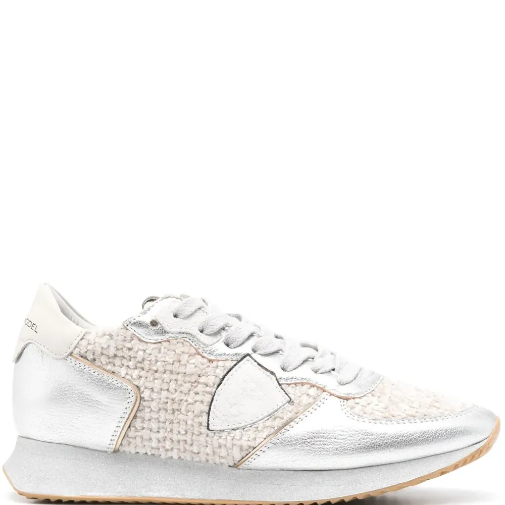 Кроссовки Mondial