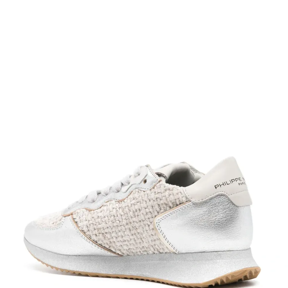 Кроссовки Mondial