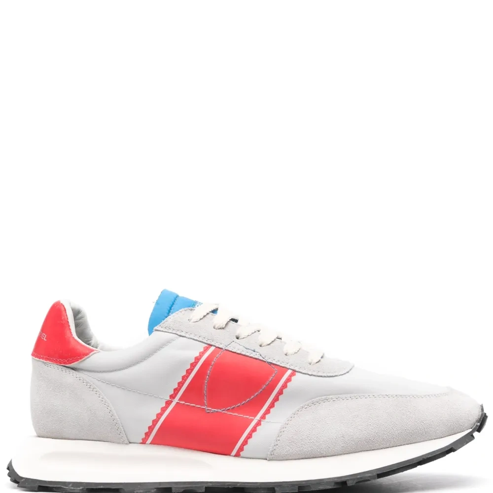 Кроссовки Tour