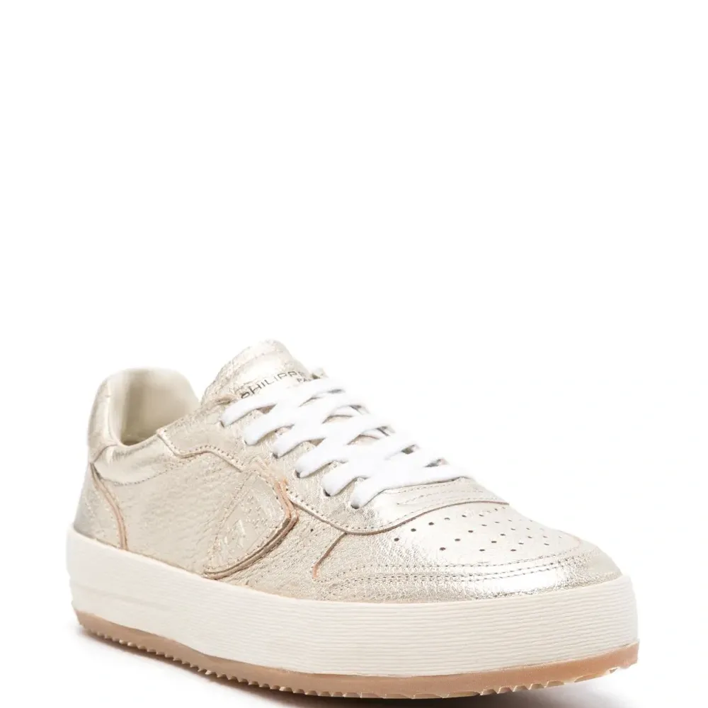 Кроссовки Nice