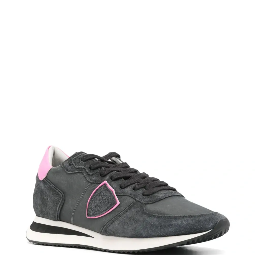 Кроссовки Mondial