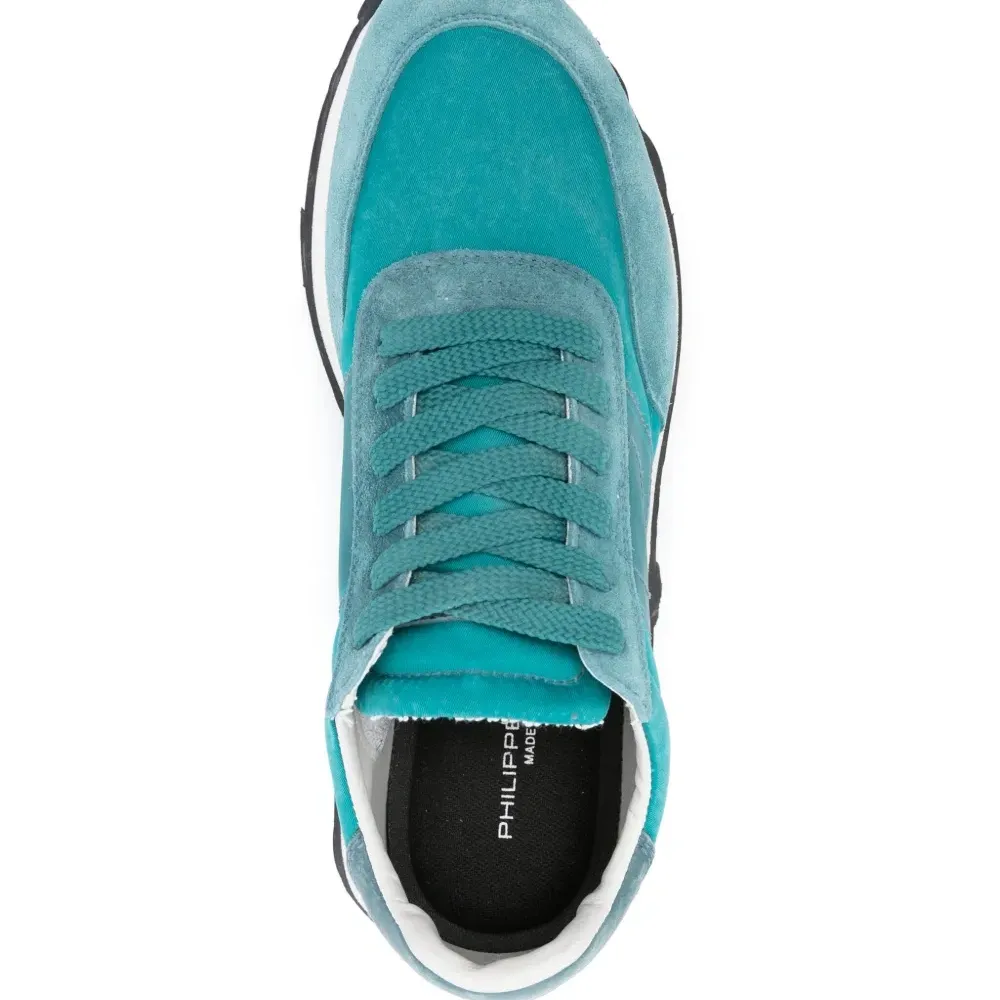 Кроссовки Tour