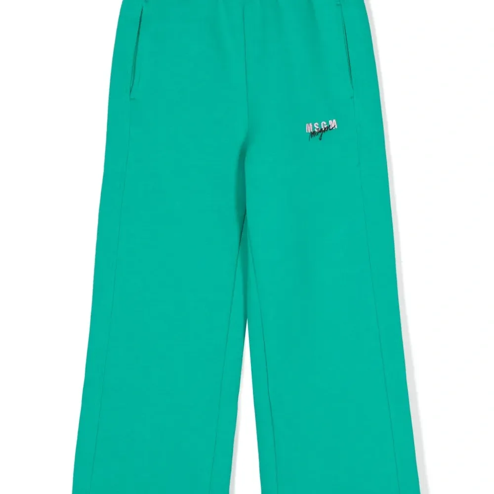 Спортивные брюки