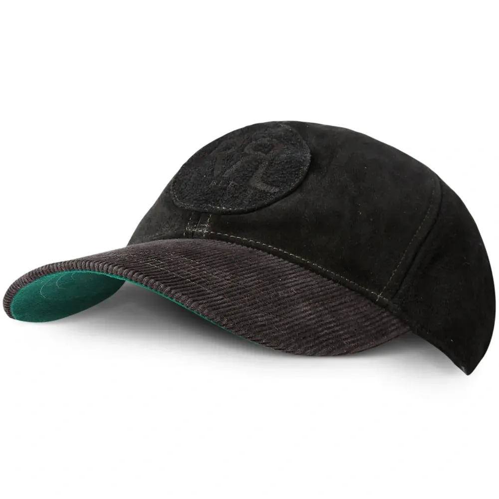 Замшевая бейсболка с нашивкой-логотипом