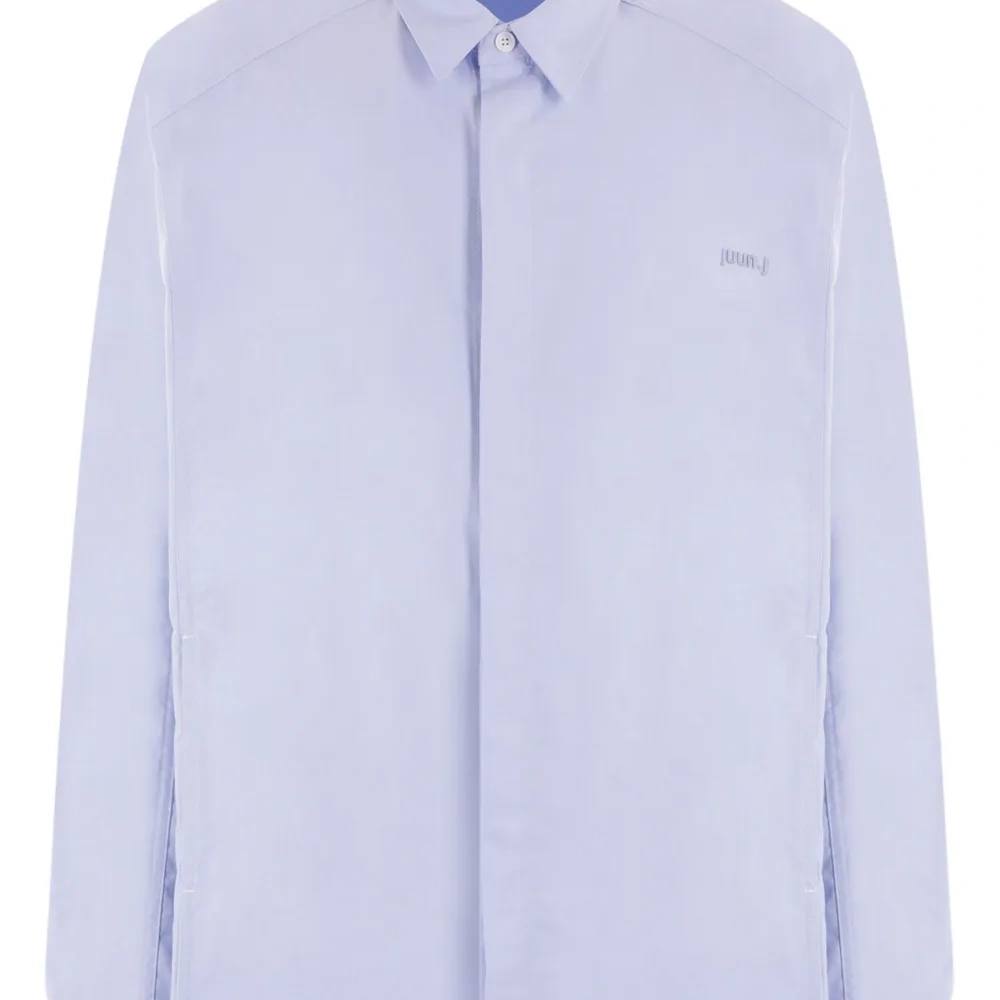 Рубашка с вышитым логотипом