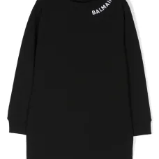 Платье с вышитым логотипом