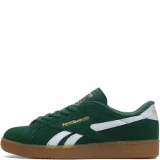 кроссовки на шнуровке