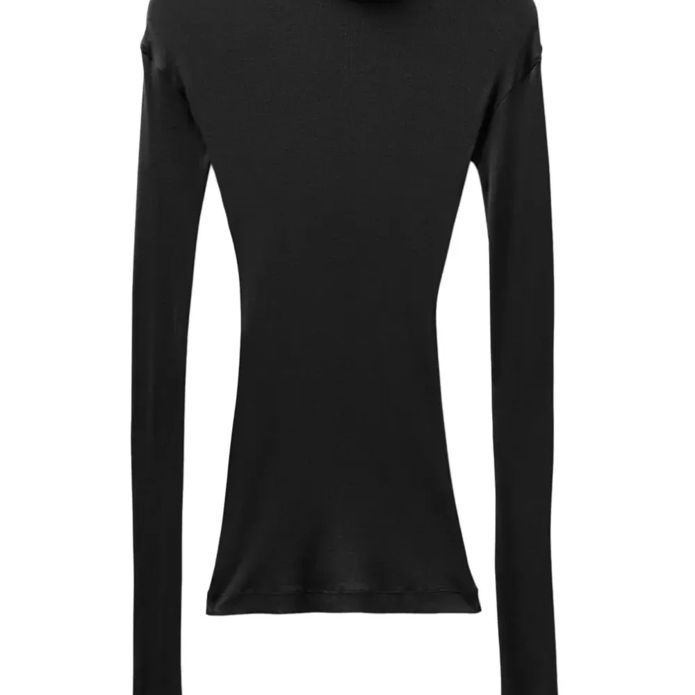 Топ с длинными рукавами