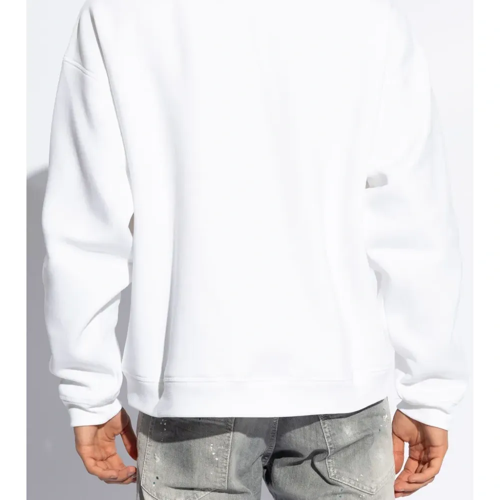 Толстовка с графичным принтом