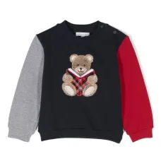 Толстовка с вышивкой