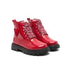 Ботинки с нашивками Ботинки с нашивками